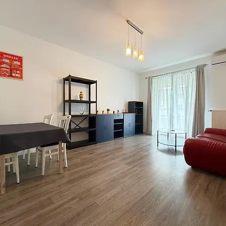 Apartment Iwaszkiewicza Homely By Bookinghost